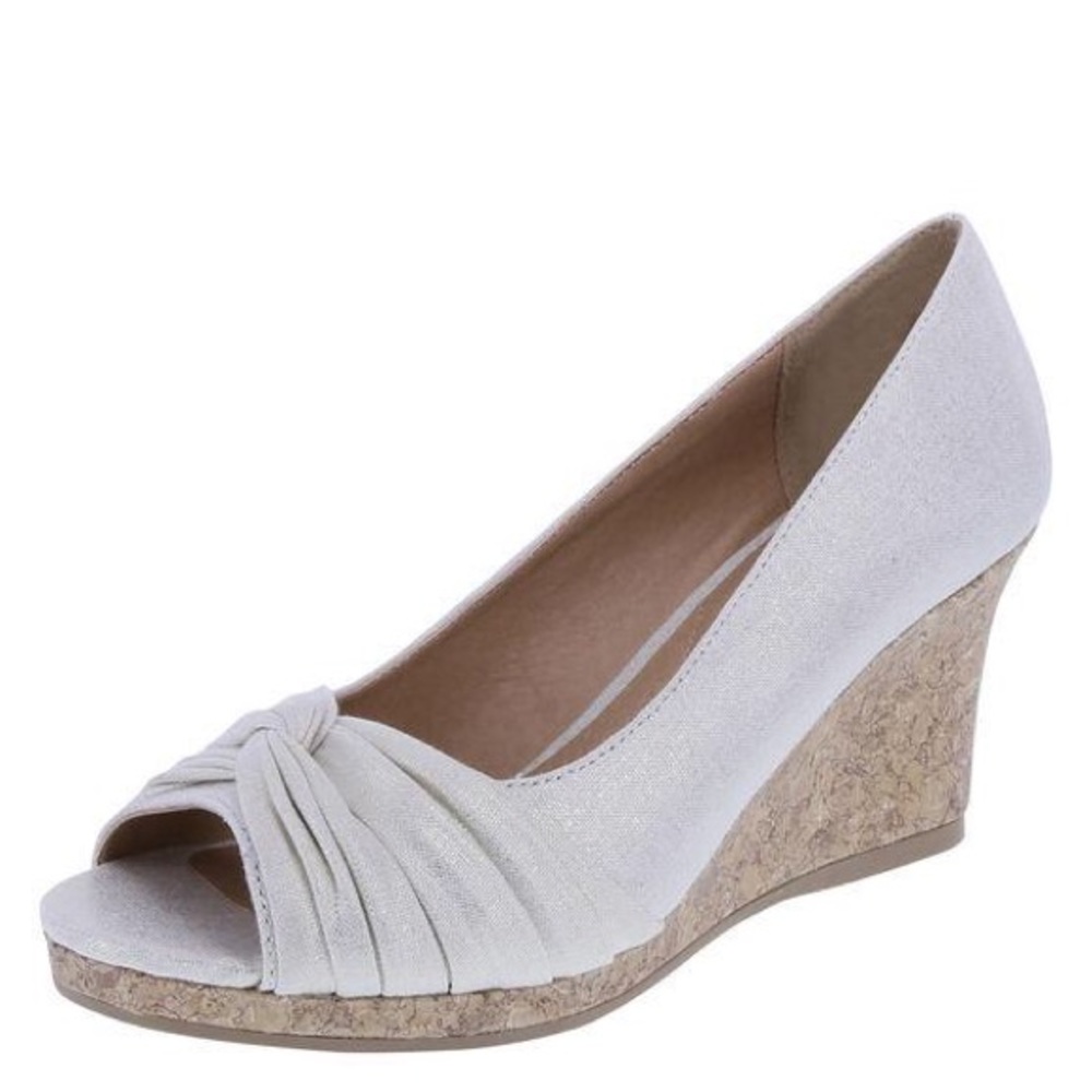 Dexflex Comfort Plus Wedge Heels Size 6.5 NEW!